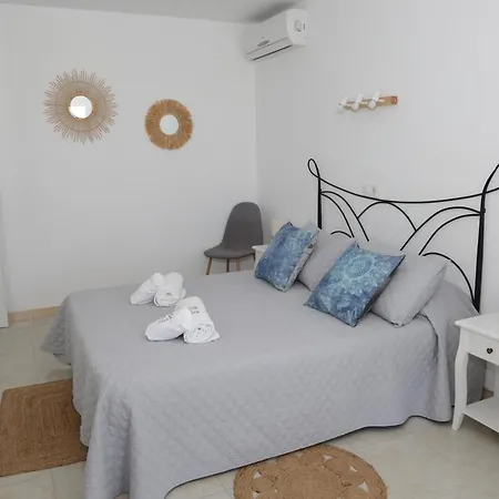 Zodiaco Acuario By Escape Vila Son Bou