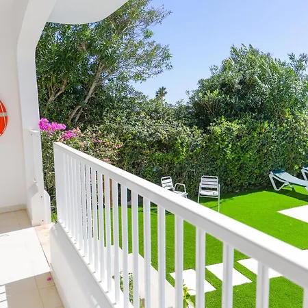 Zodiaco Acuario ヴィラ *